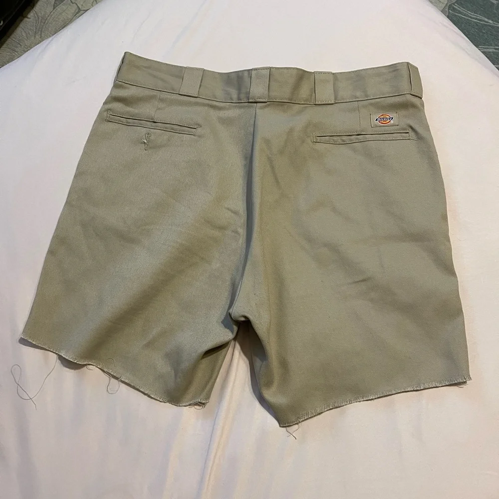 Dickies Tan Flat Front cut off Shorts - Picture 2 of 5